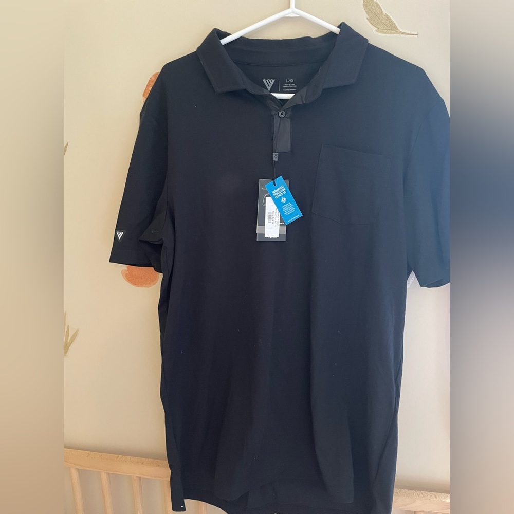 Men’s size large golf shirt!